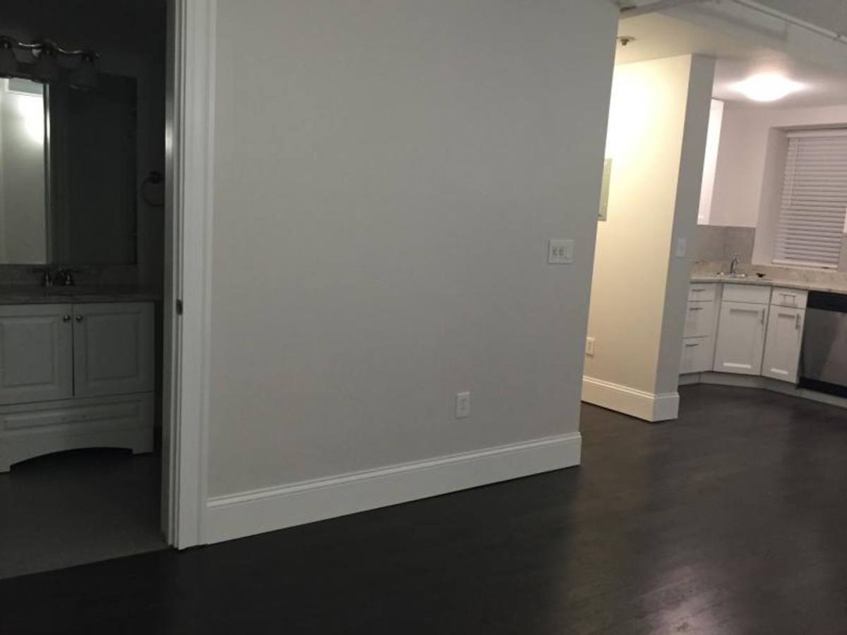 House for rent at 87 Westland Ave #3B, Boston, MA 02215