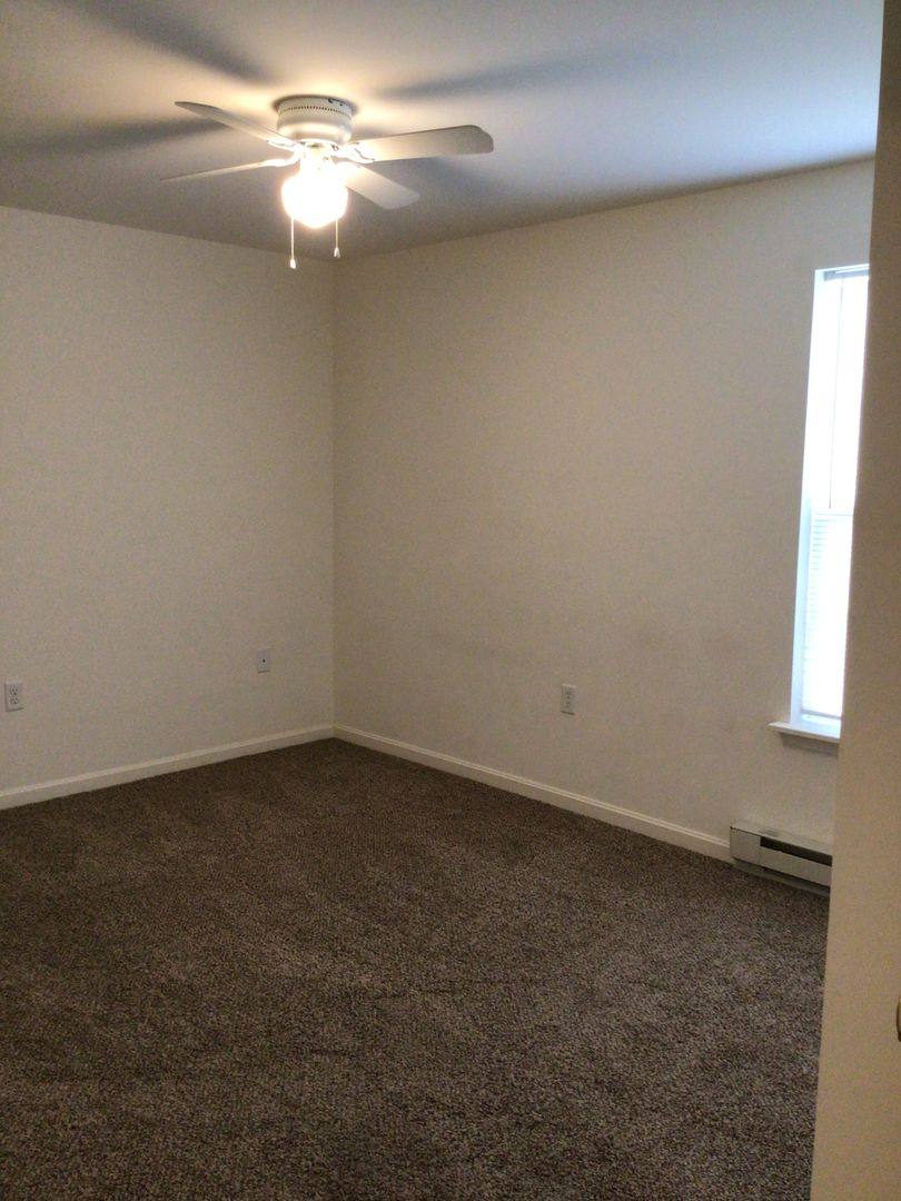 Apartment for rent at 1411 Doron Dr, Chambersburg, PA 17202