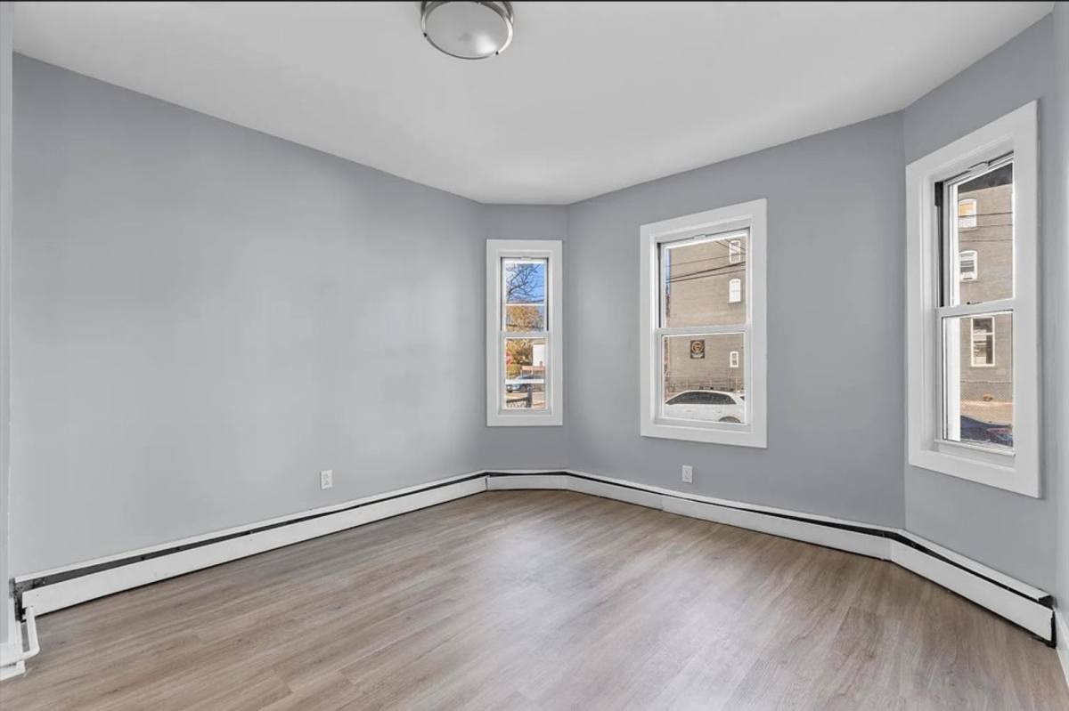 Apartment for rent at 746-748 Maple St, Bridgeport, CT 06608