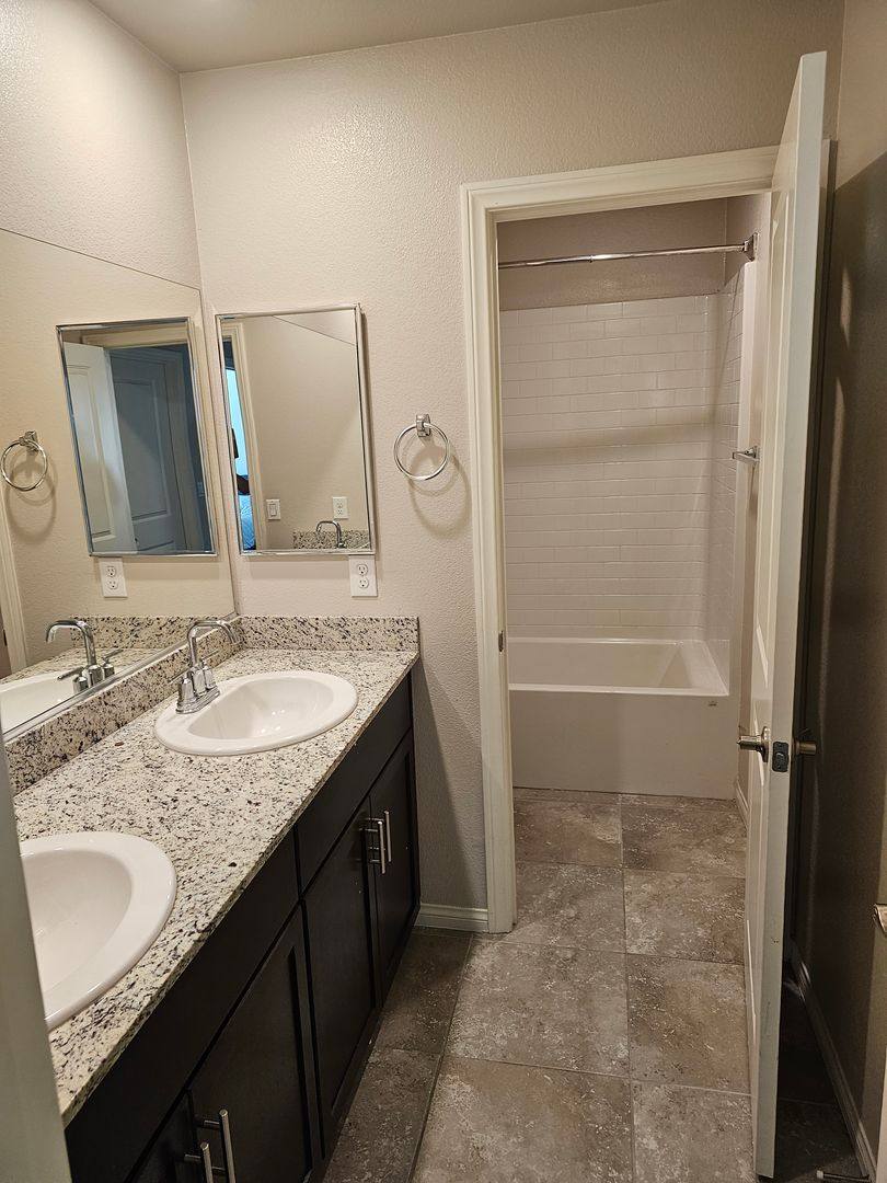 Apartment for rent at 1171 Twincrest Ave, North Las Vegas, NV 89032