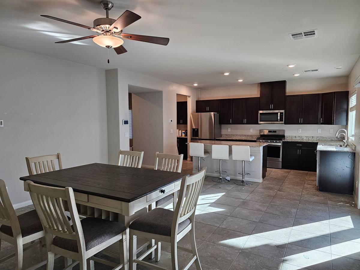 Apartment for rent at 1171 Twincrest Ave, North Las Vegas, NV 89032