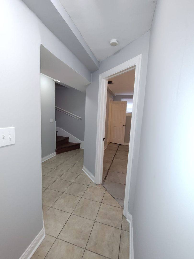 Apartment for rent at 3143 W Warren Blvd, Chicago, IL 60612