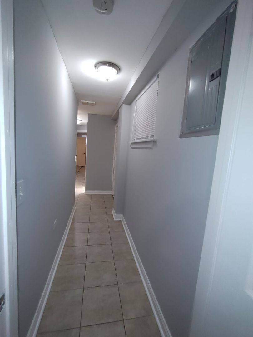 Apartment for rent at 3143 W Warren Blvd, Chicago, IL 60612