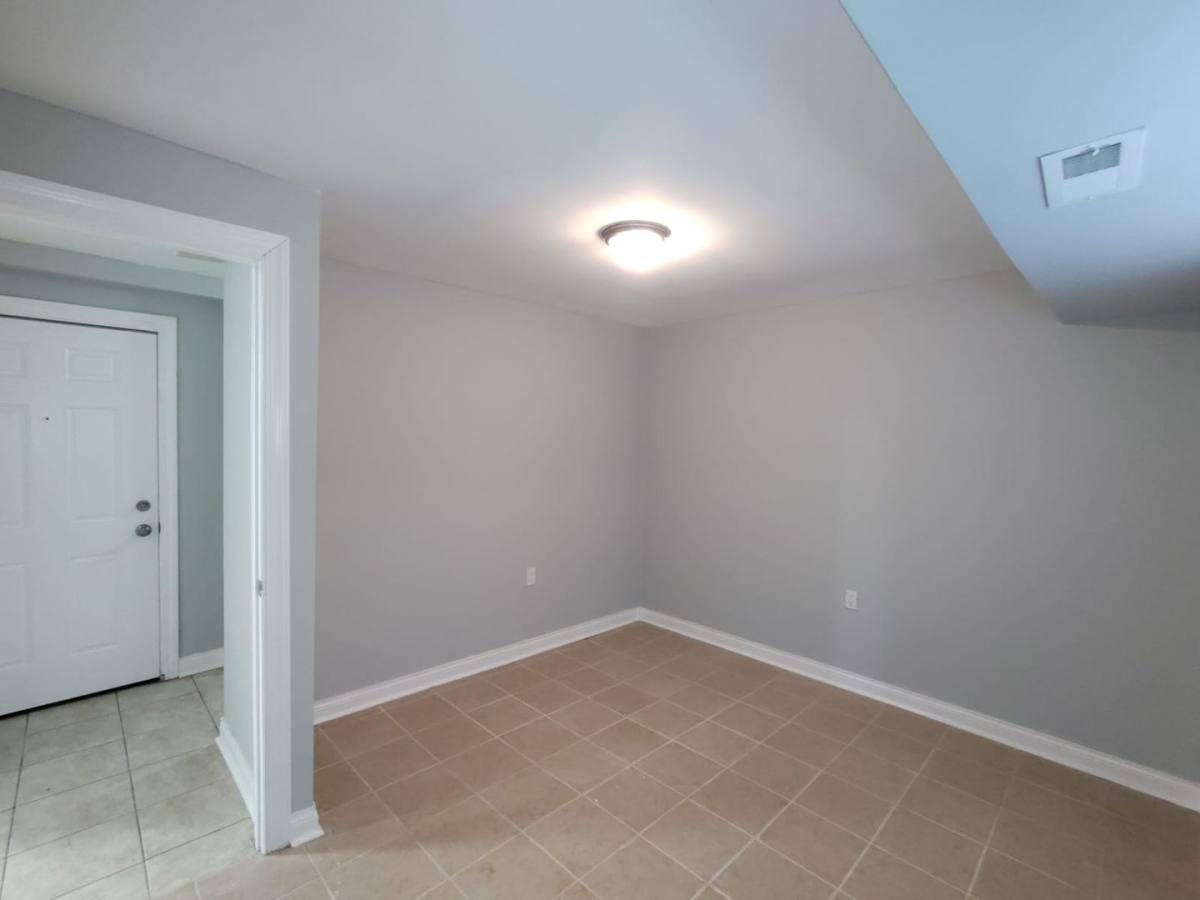 Apartment for rent at 3143 W Warren Blvd, Chicago, IL 60612