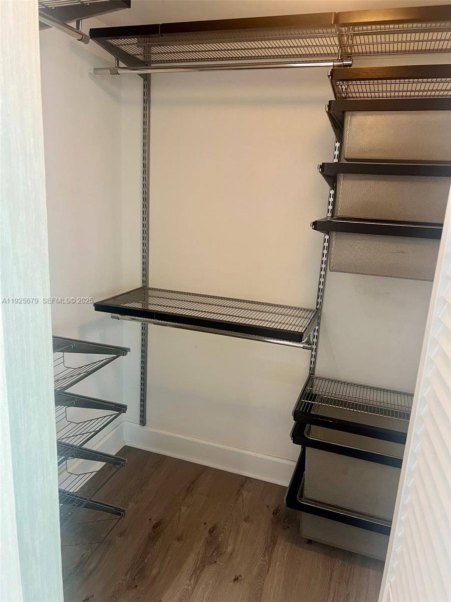 Apartment for rent at 2101 Brickell Ave #2306, Miami, FL 33129