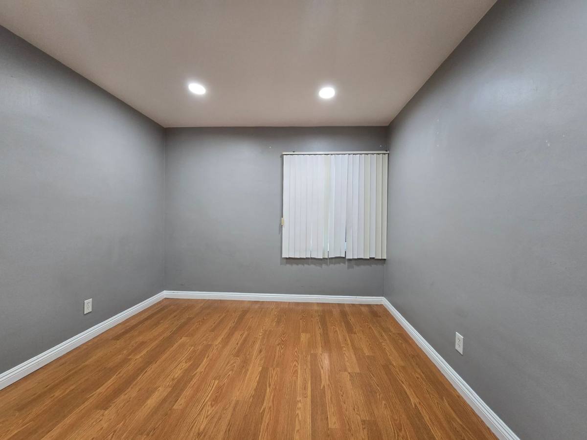 Apartment for rent at 7419 Woodley Ave, Van Nuys, CA 91406
