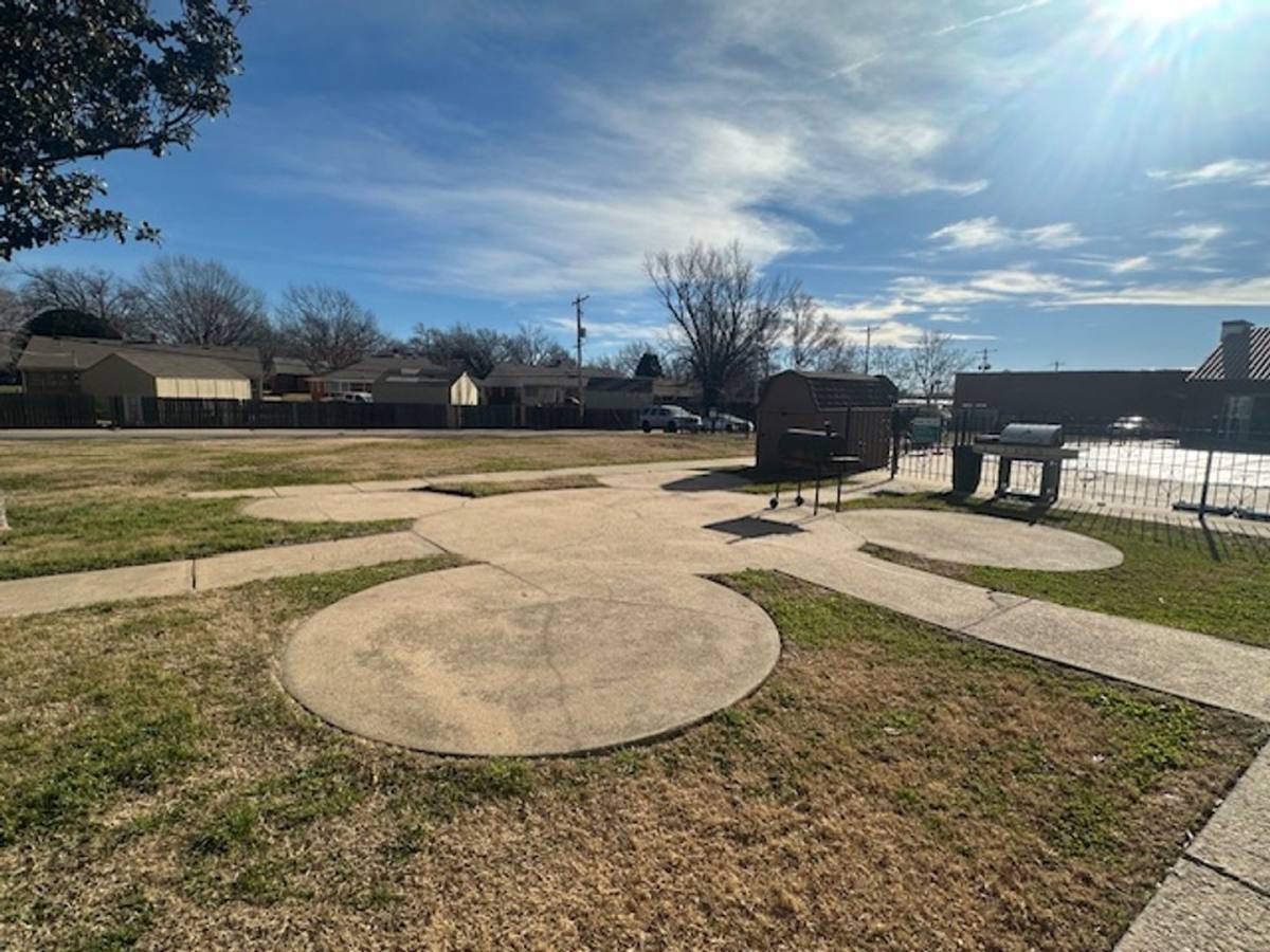 Apartment for rent at 2250 S Oliver Ave, Wichita, KS 67218