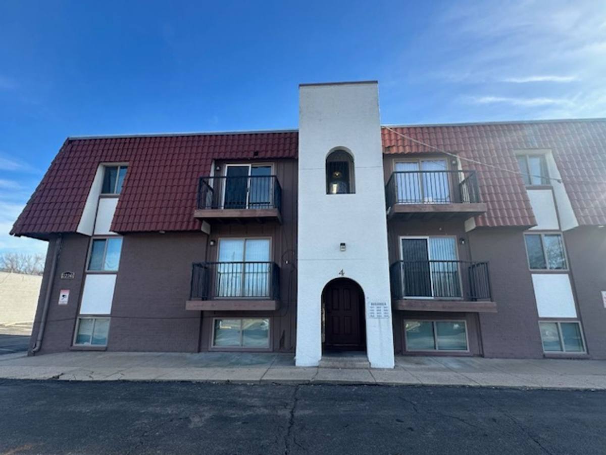 Apartment for rent at 2250 S Oliver Ave, Wichita, KS 67218