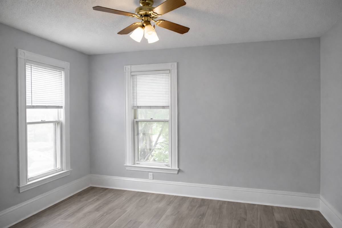 House for rent at 1305 E Hennepin Ave, Minneapolis, MN 55414