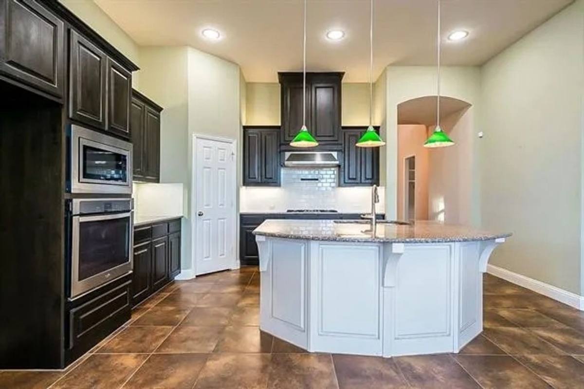 House for rent at 1036 Edgefield Lane, Forney, TX 75126