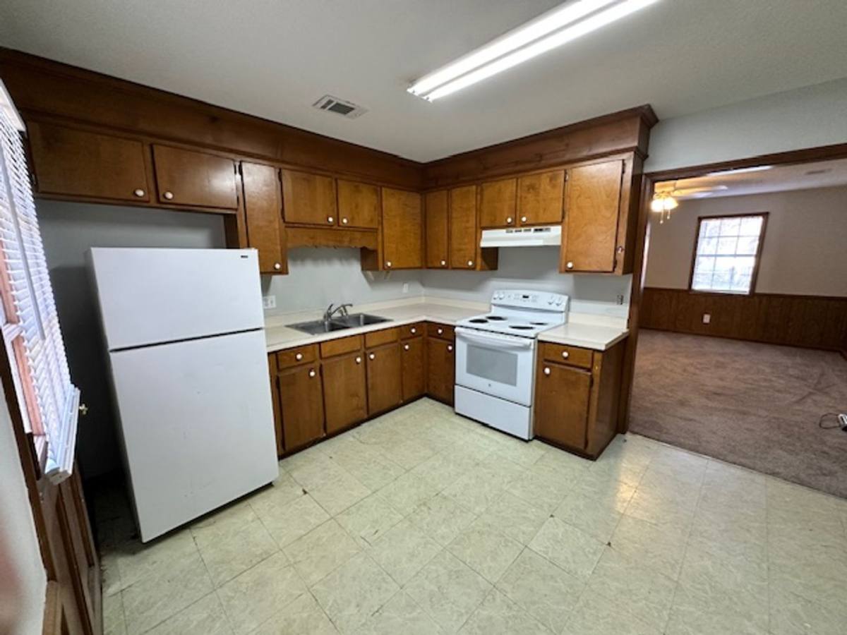 House for rent at 103 Sunrise Ave, Columbia, SC 29205