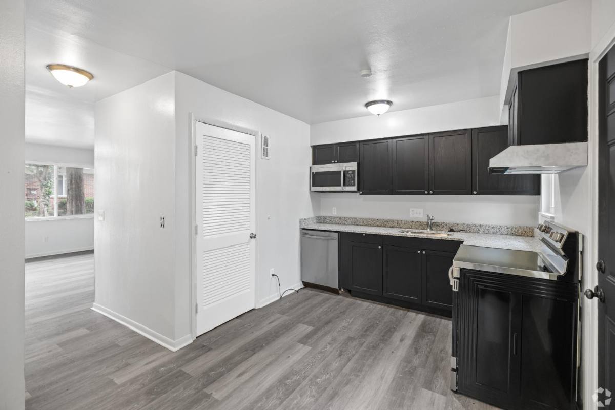 Townhouse for rent at 3515 W Siebenthaler Ave 11 Court, Dayton, OH 45406