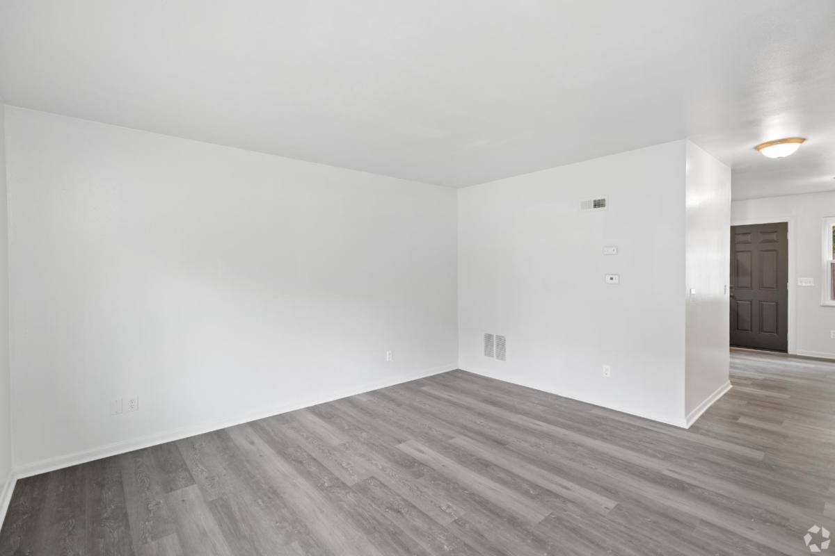 Townhouse for rent at 3515 W Siebenthaler Ave 11 Court, Dayton, OH 45406