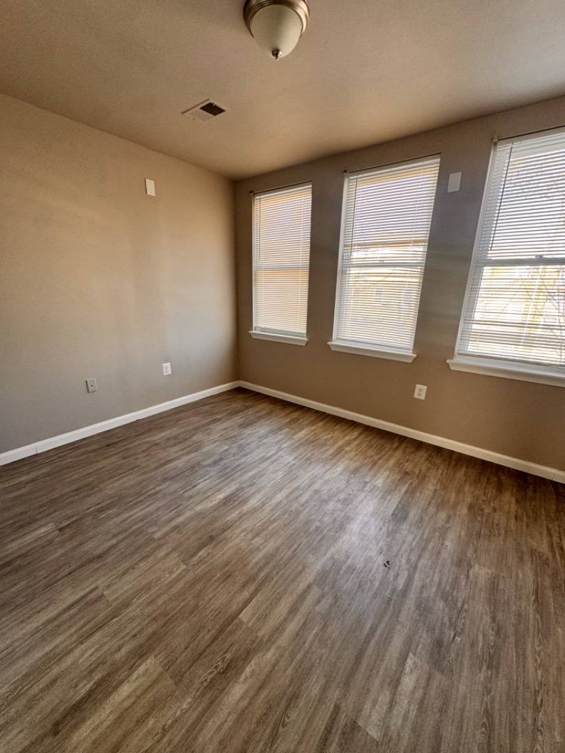 House for rent at 1020 Bennett Place #1, Baltimore, MD 21223