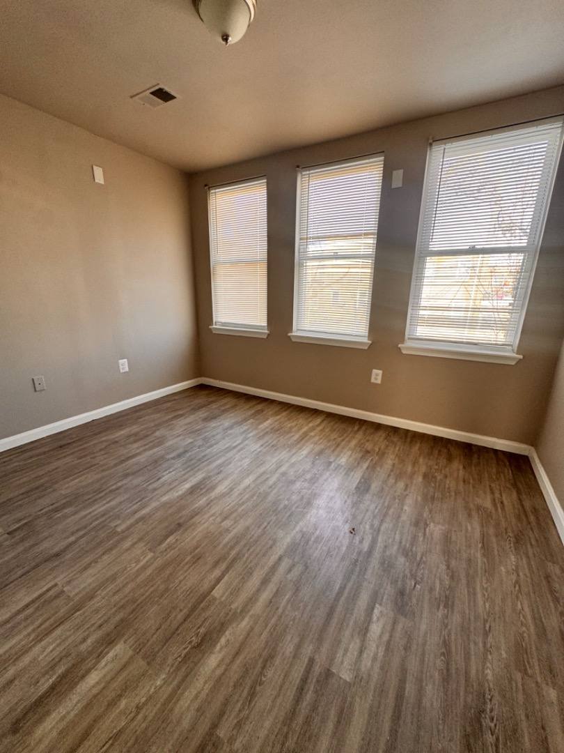 House for rent at 1020 Bennett Place #1, Baltimore, MD 21223