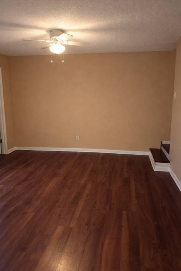Apartment for rent at 142 Stoneridge Dr, Warner Robins, GA 31088