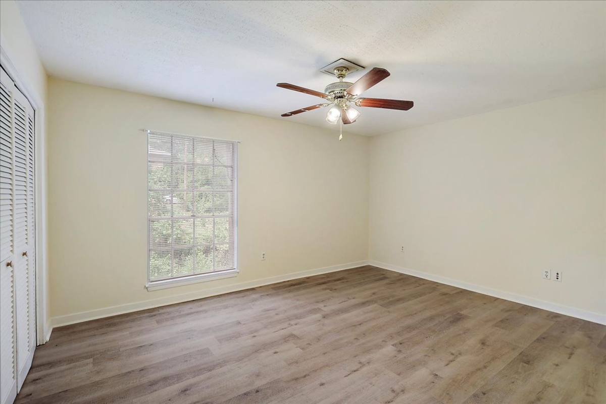Apartment for rent at 1140 Greymont Ave, Jackson, MS 39202