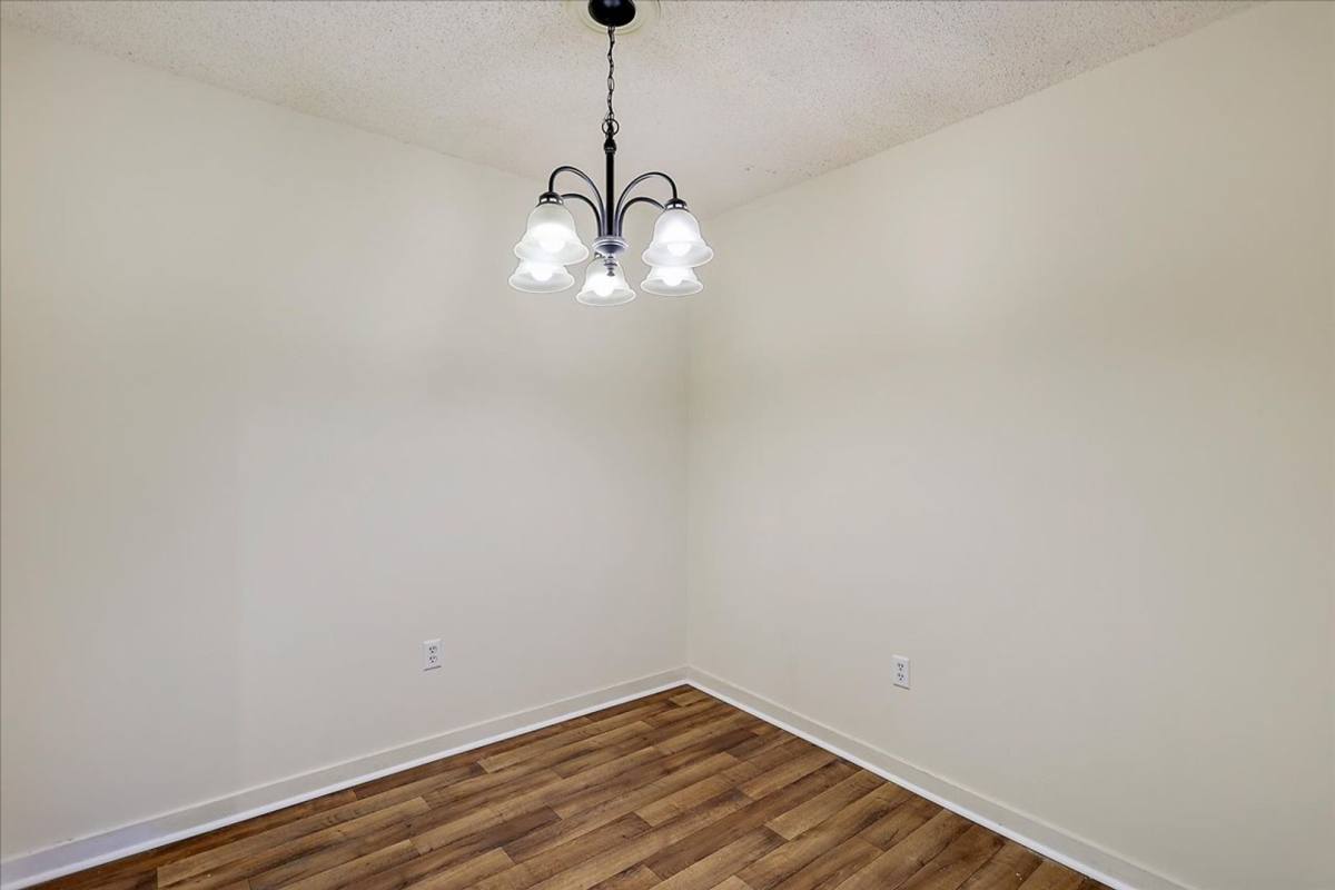 Apartment for rent at 1140 Greymont Ave, Jackson, MS 39202