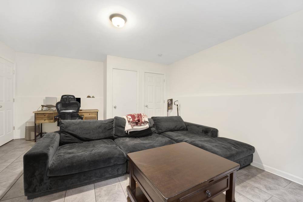 Townhouse for rent at 1646 W Julian #D, Chicago, IL 60647