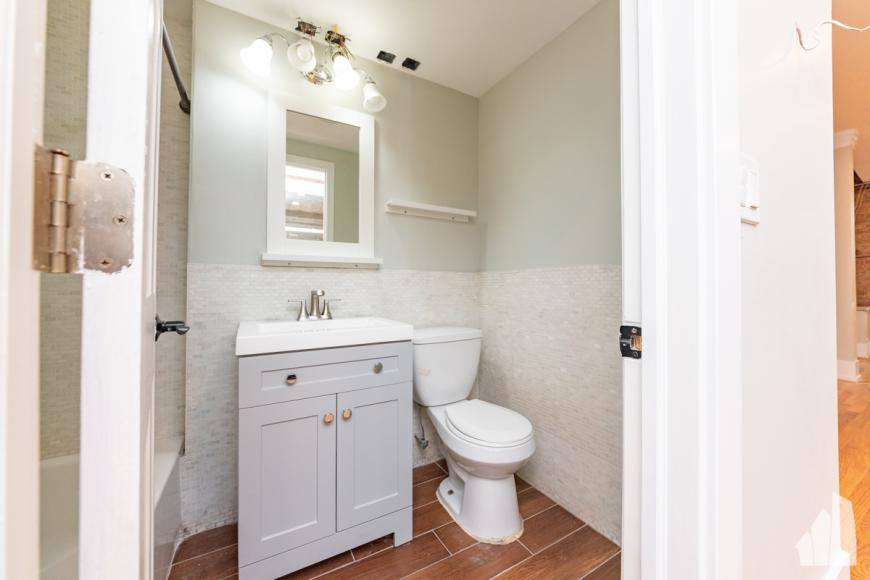 Apartment for rent at 1122 W Addison St, Chicago, IL 60657