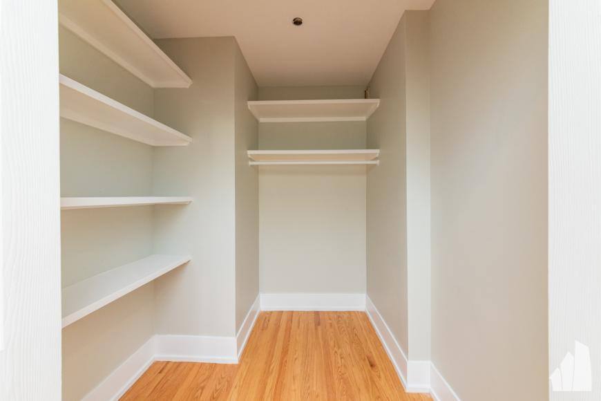 Apartment for rent at 1122 W Addison St, Chicago, IL 60657