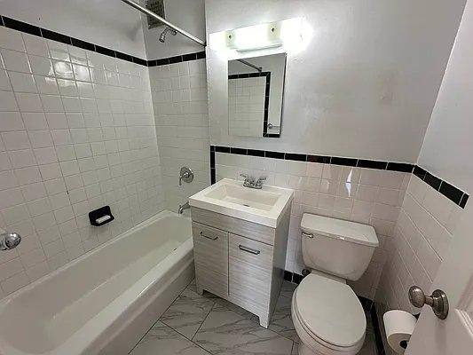 Apartment for rent at 3175 Grand Concourse #4E, Bronx, NY 10468