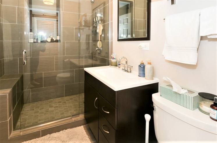 Apartment for rent at 2019 N Hoyne Ave #3F, Chicago, IL 60647
