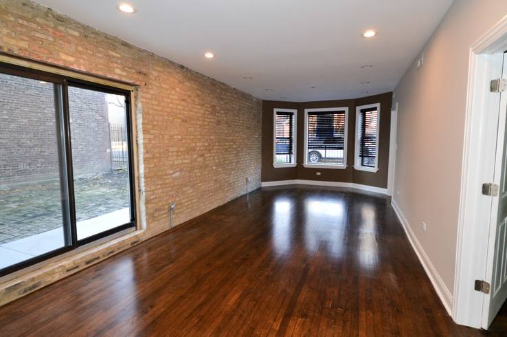 Apartment for rent at 2019 N Hoyne Ave #3F, Chicago, IL 60647