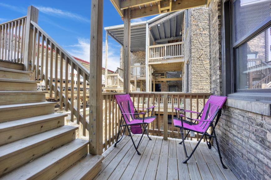 Apartment for rent at 1006 Dakin Rd #3, Chicago, IL 60613