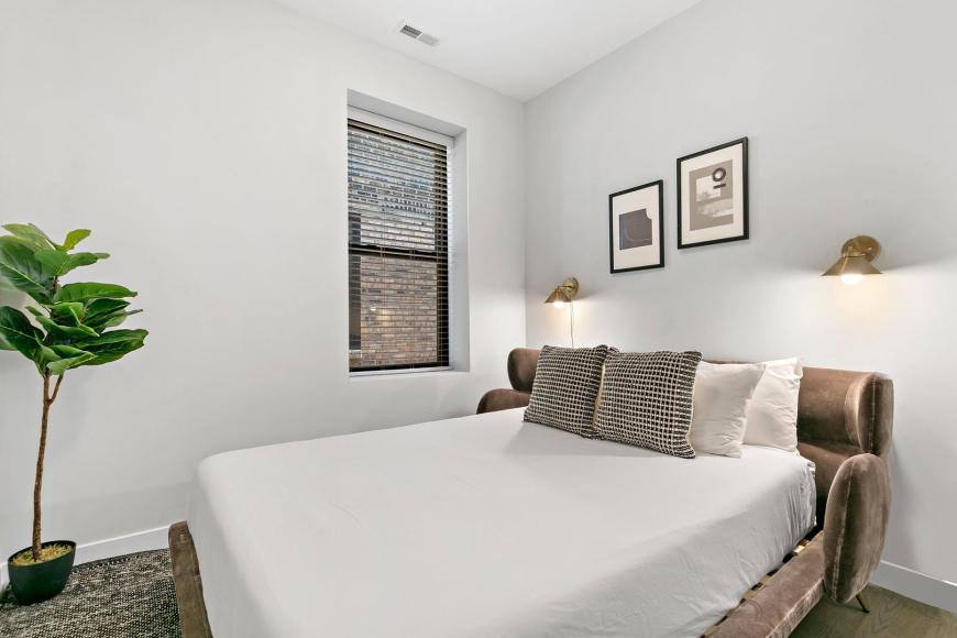 Apartment for rent at 2151 W Division St #302E, Chicago, IL 60622