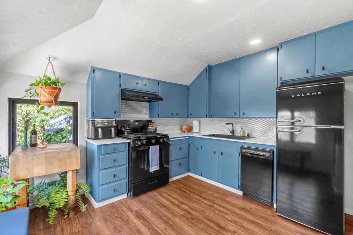 Apartment for rent at 115 15th St #B, Eureka, CA 95501