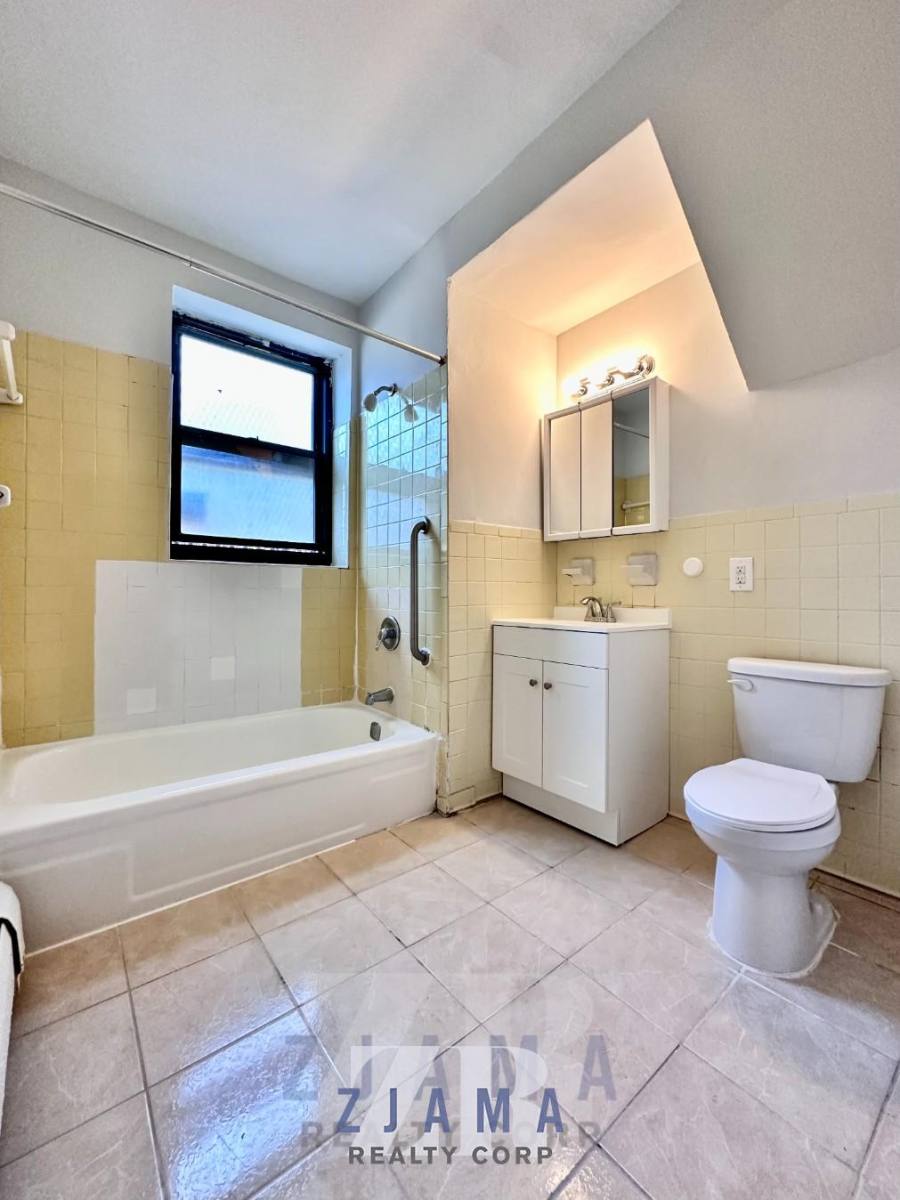 Apartment for rent at 136 Saint Pauls Place #1B, Brooklyn, NY 11226
