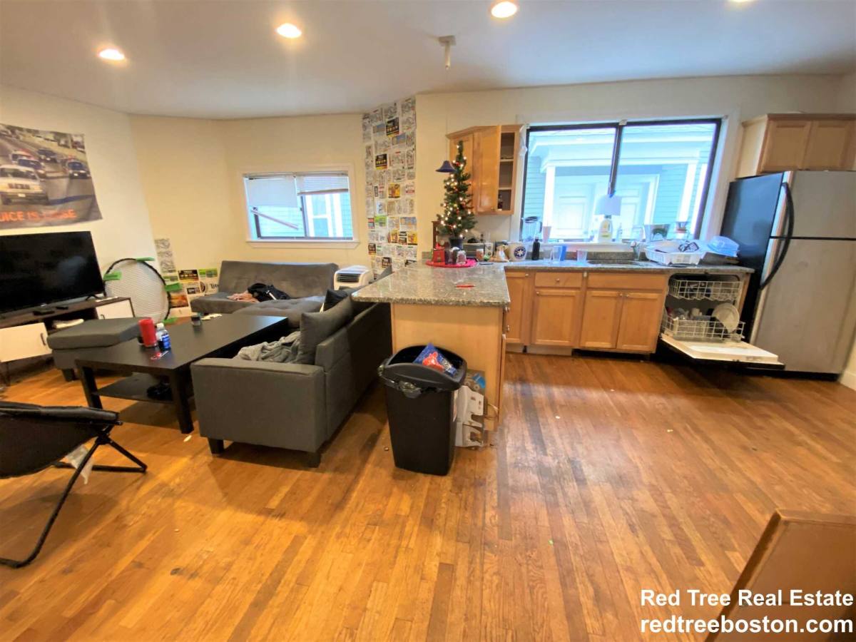 Apartment for rent at 85 Ashford St, Allston, MA 02134