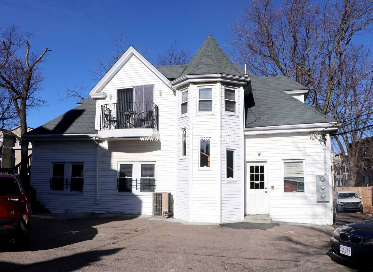 Apartment for rent at 90 Gardner St, Allston, MA 02134