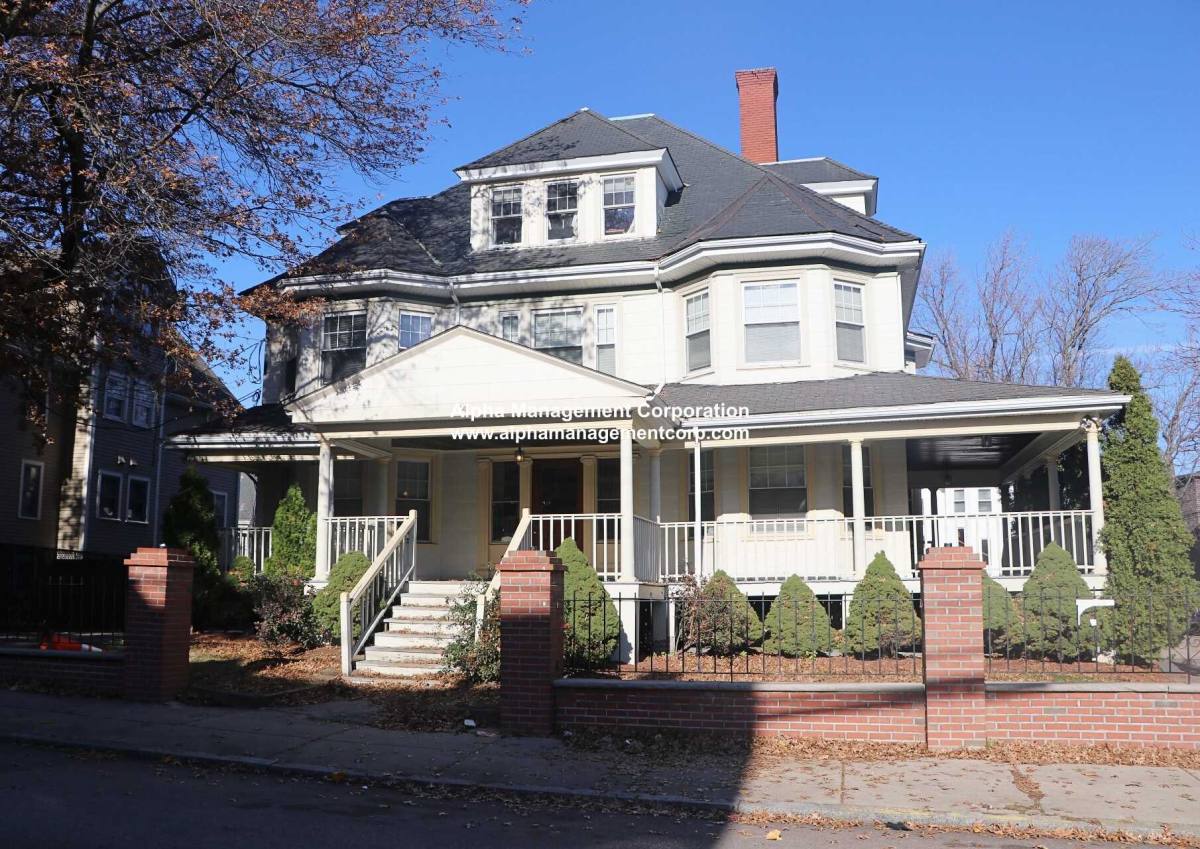 Apartment for rent at 90 Gardner St, Allston, MA 02134