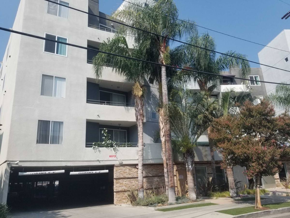 Apartment for rent at 4170 Arch Dr #223, Studio City, CA 91604
