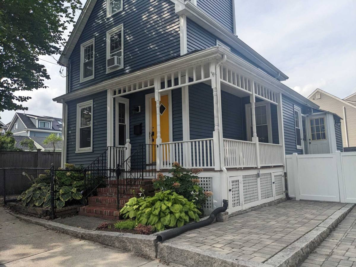 Apartment for rent at 36 Warwick St, Somerville, MA 02145
