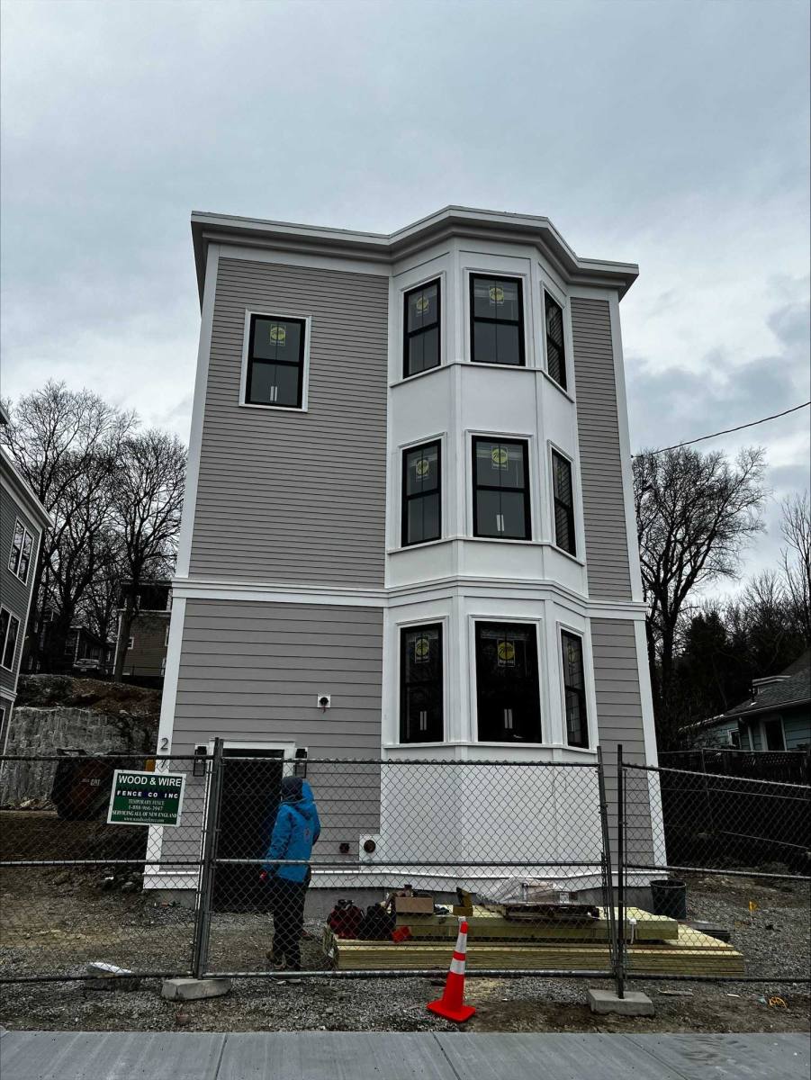 Apartment for rent at 281-2 Lamartine St, Jamaica Plain, MA 02130