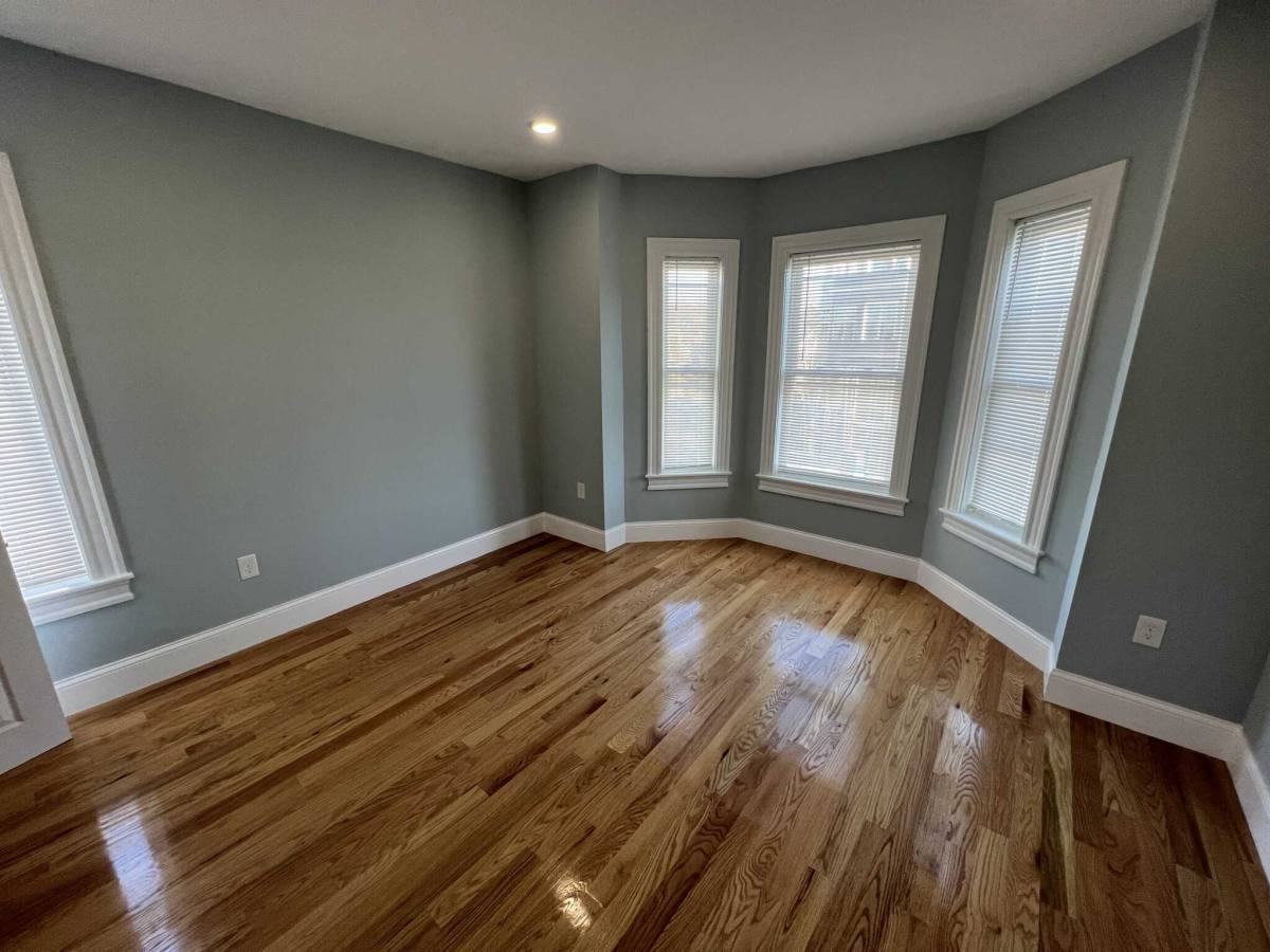 Apartment for rent at 384 Oxford St, Somerville, MA 02143