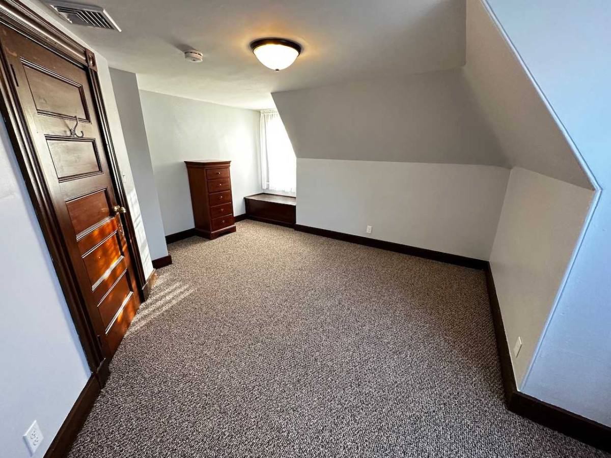Apartment for rent at 56 Hopedale St, Allston, MA 02134