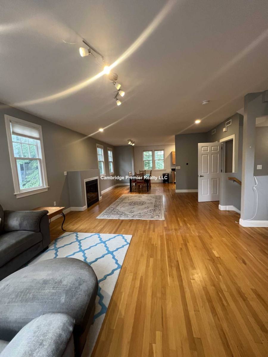 Apartment for rent at 389 Washington St, Somerville, MA 02143
