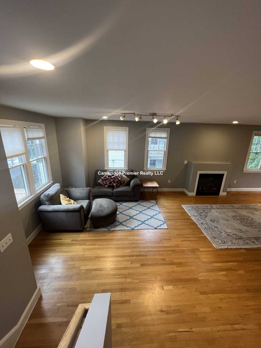 Apartment for rent at 389 Washington St, Somerville, MA 02143