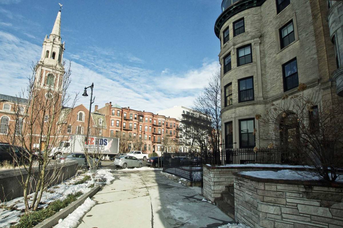 Apartment for rent at 881 Beacon St, Boston, MA 02215