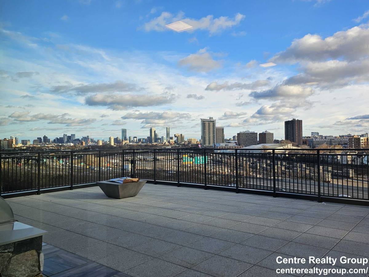Apartment for rent at 528 Lincoln St, Allston, MA 02134