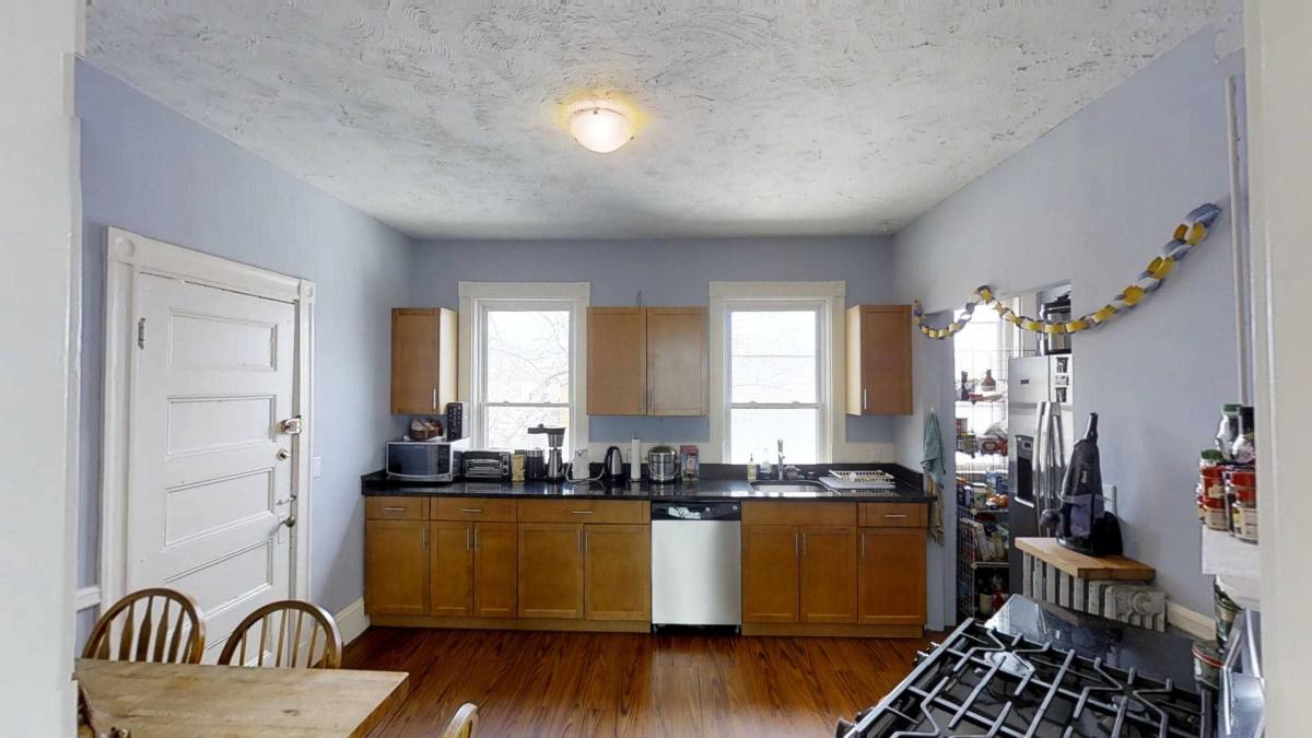 Apartment for rent at 6 Kinnaird St, Cambridge, MA 02139
