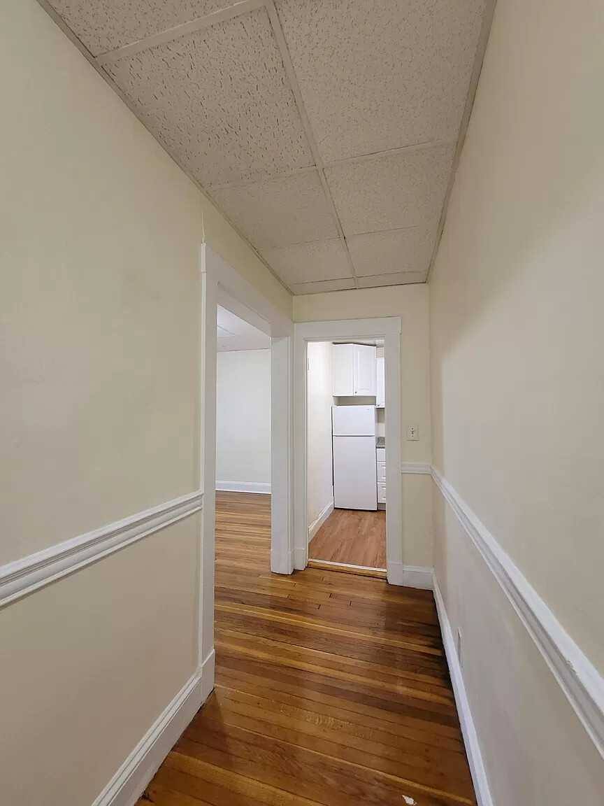 Apartment for rent at 368 Riverway, Boston, MA 02115