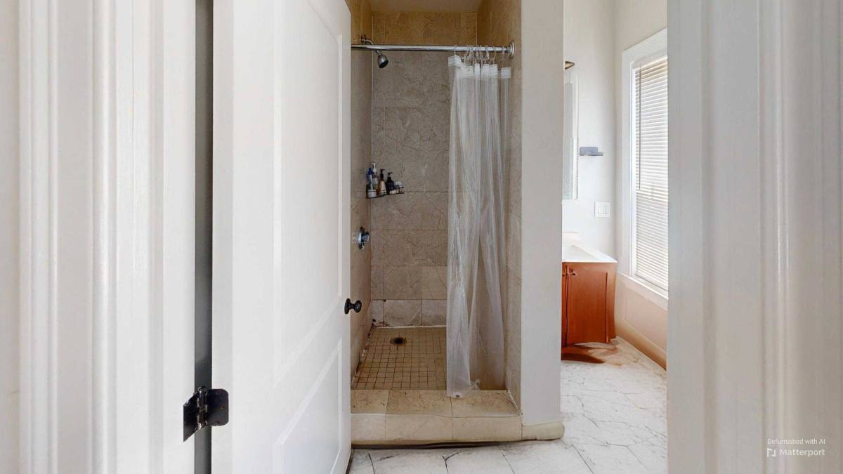 Apartment for rent at 2980 Washington St, Roxbury, MA 02119