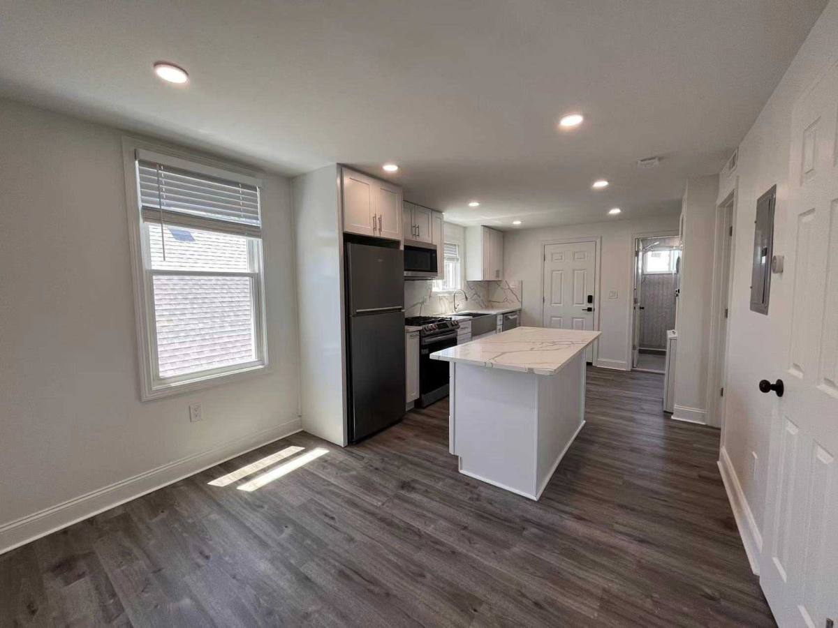 Apartment for rent at 339 Lowell St, Somerville, MA 02145
