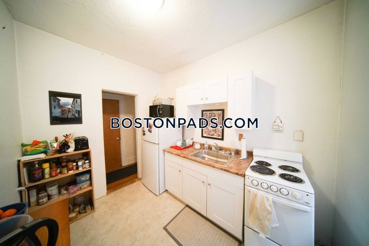Apartment for rent at 40 Dwight St, Brookline, MA 02446