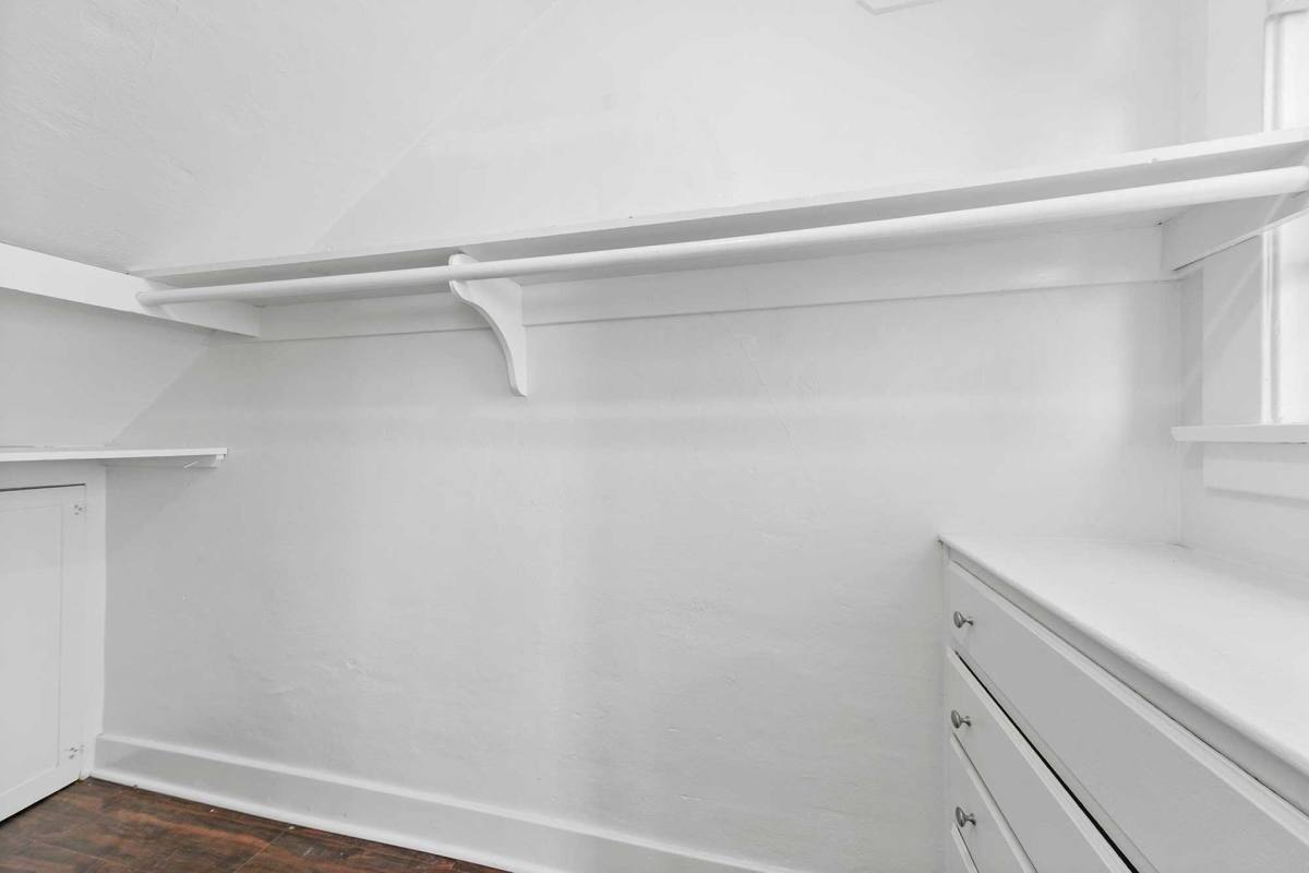 Apartment for rent at 4114 & 4118 Elm Ave, Long Beach, CA 90807